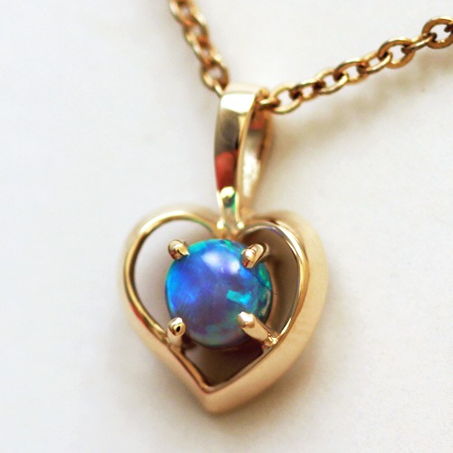 14k Yellow Gold Pendant with a SOLID CRYSTAL OPAL Full-on colour throughout in 3D show